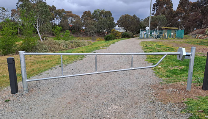 gate-1